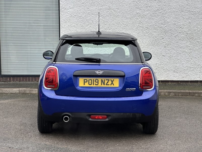 2019 (19) MINI HATCHBACK 1.5 Cooper Classic II 3dr 4932142