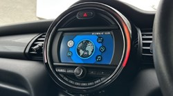 2019 (19) MINI HATCHBACK 1.5 Cooper Classic II 3dr 4932164