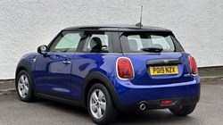2019 (19) MINI HATCHBACK 1.5 Cooper Classic II 3dr 4932141