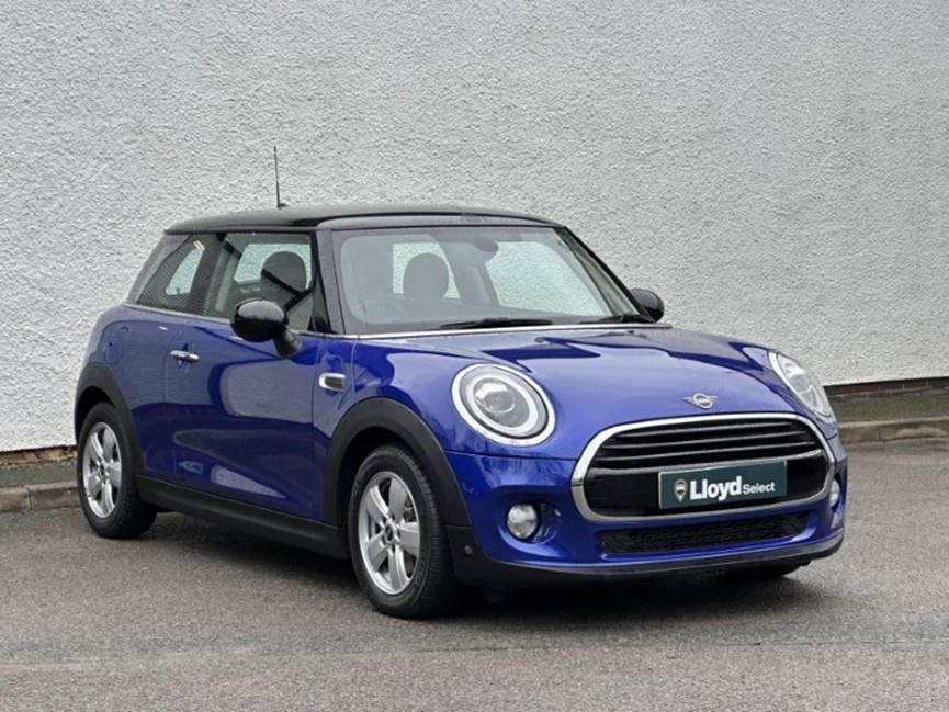 2019 (19) MINI HATCHBACK 1.5 Cooper Classic II 3dr