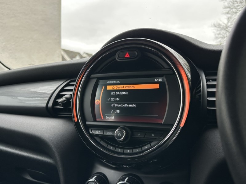 2019 (19) MINI HATCHBACK 1.5 Cooper Classic II 3dr 4932166