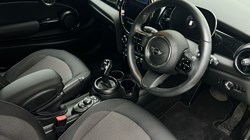 2022 (72) MINI HATCHBACK 1.5 Cooper Classic 3dr Auto 4646579