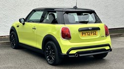2022 (72) MINI HATCHBACK 1.5 Cooper Classic 3dr Auto 4646574
