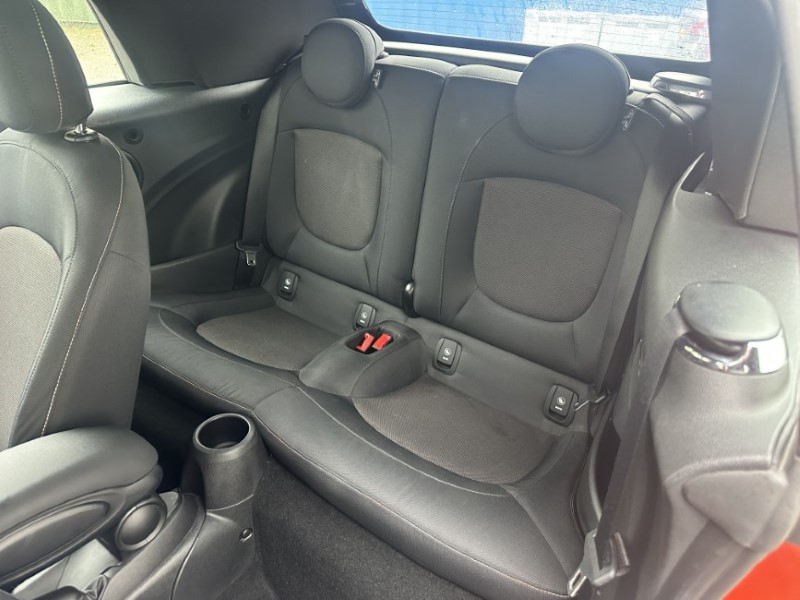 2020 (70) MINI CONVERTIBLE 1.5 Cooper Classic II 2dr Auto 4631410