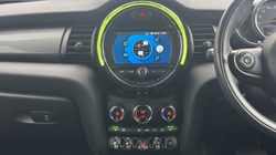 2020 (70) MINI CONVERTIBLE 1.5 Cooper Classic II 2dr Auto 4631413