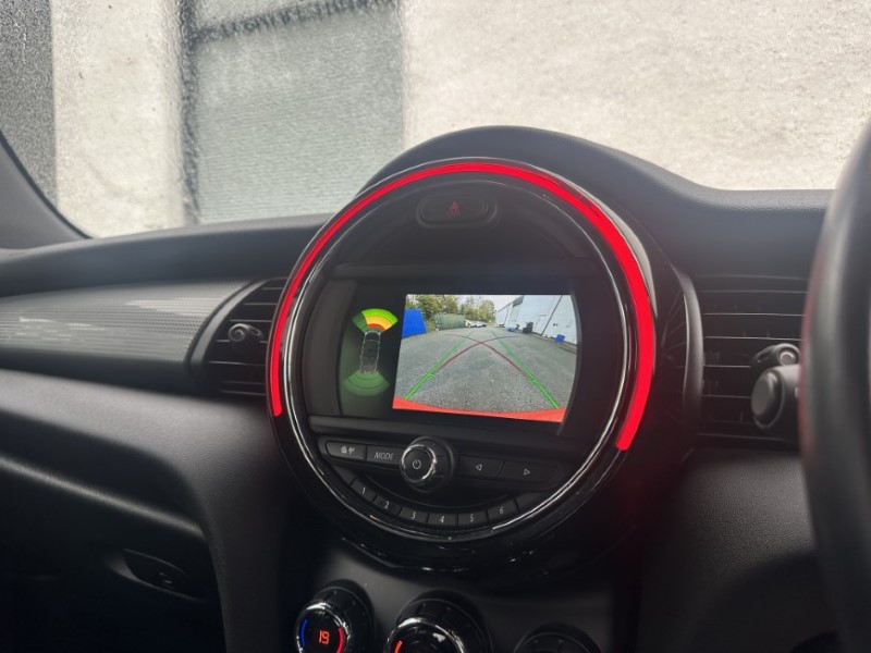 2020 (70) MINI CONVERTIBLE 1.5 Cooper Classic II 2dr Auto 4631405