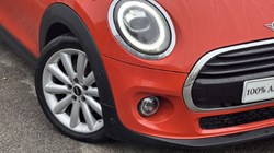 2020 (70) MINI CONVERTIBLE 1.5 Cooper Classic II 2dr Auto 4631416