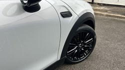 2022 (72) MINI CONVERTIBLE 1.5 Cooper Exclusive 2dr Auto 4639636