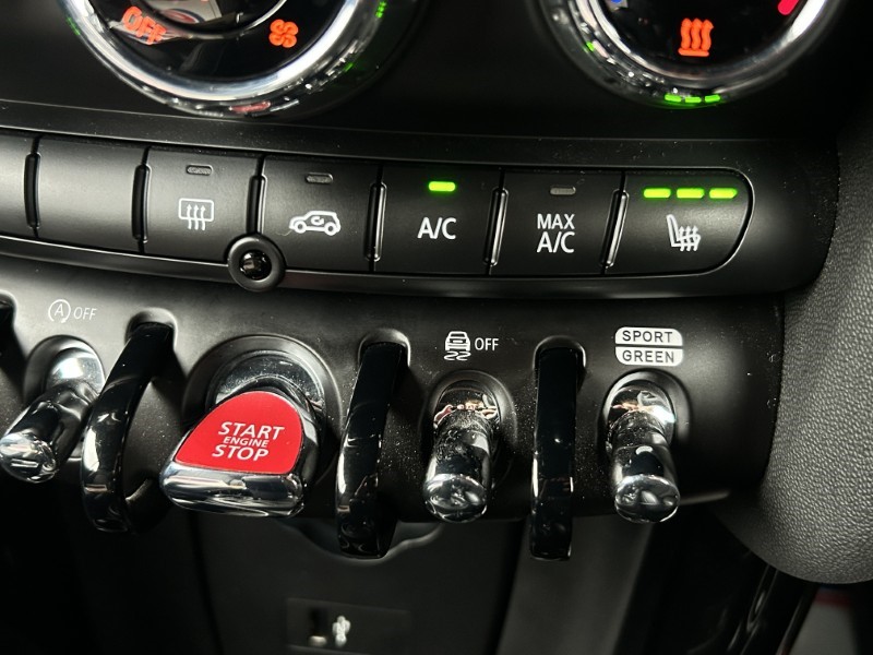 2022 (72) MINI CONVERTIBLE 1.5 Cooper Exclusive 2dr Auto 4639611