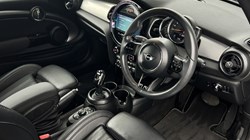 2022 (72) MINI CONVERTIBLE 1.5 Cooper Exclusive 2dr Auto 4639619