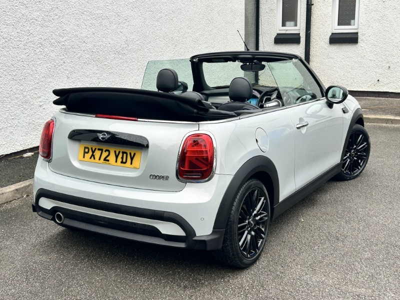 2022 (72) MINI CONVERTIBLE 1.5 Cooper Exclusive 2dr Auto 4639633