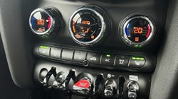 2022 (72) MINI CONVERTIBLE 1.5 Cooper Exclusive 2dr Auto 4639610