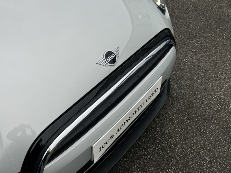 2022 (72) MINI CONVERTIBLE 1.5 Cooper Exclusive 2dr Auto 4639640