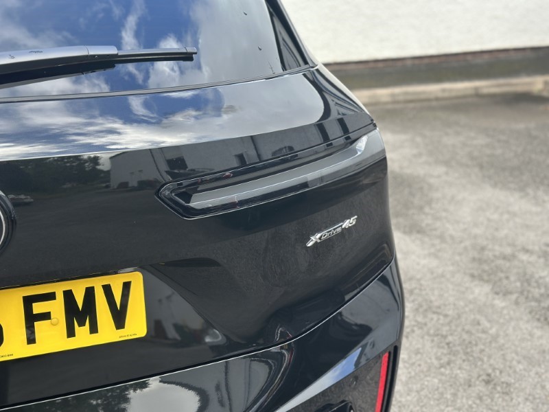 2025 (75) BMW iX 300kW xDrive45 M Sport 101kWh 5dr Auto 4585156