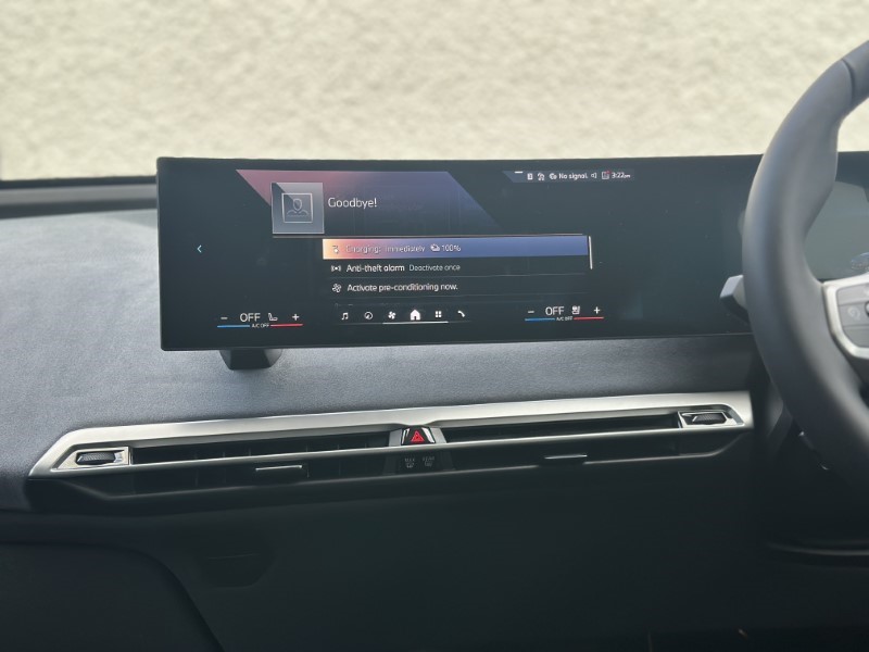 2025 (75) BMW iX 300kW xDrive45 M Sport 101kWh 5dr Auto 4585169