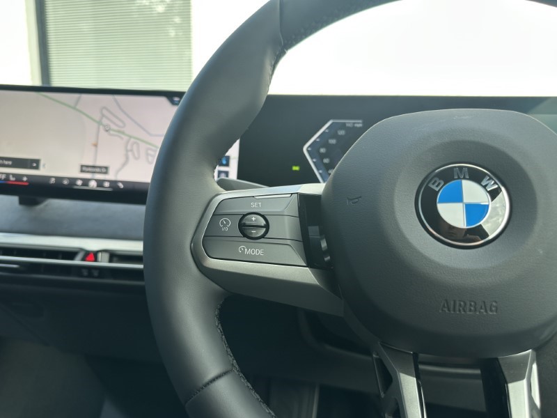 2025 (75) BMW iX 300kW xDrive45 M Sport 101kWh 5dr Auto 4585178