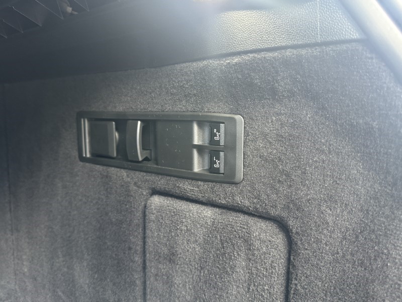 2025 (75) BMW iX 300kW xDrive45 M Sport 101kWh 5dr Auto 4585161