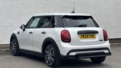 2024 (24) MINI HATCHBACK 1.5 Cooper Exclusive 5dr 4667560