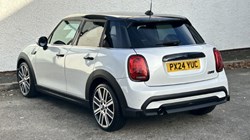 2024 (24) MINI HATCHBACK 1.5 Cooper Exclusive 5dr Auto 1