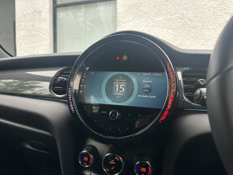 2024 (24) MINI HATCHBACK 1.5 Cooper Exclusive 5dr Auto 4667571