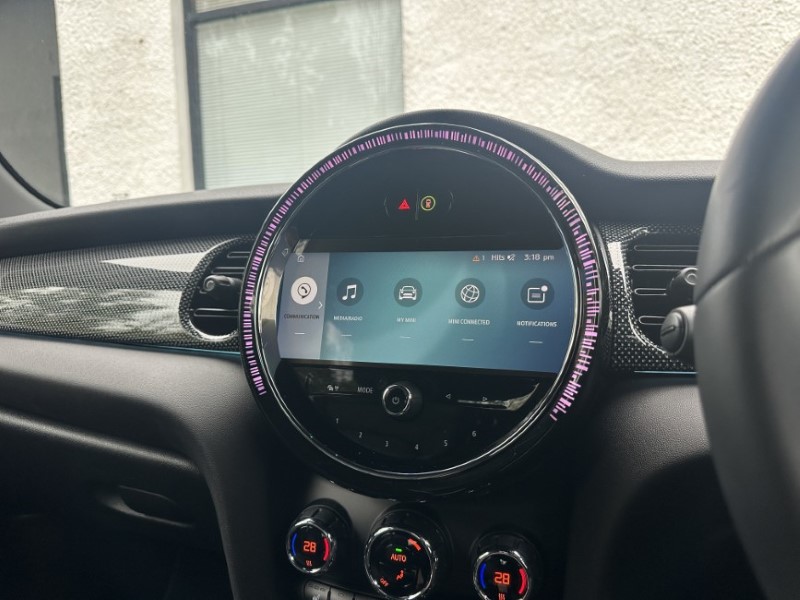 2024 (24) MINI HATCHBACK 1.5 Cooper Exclusive 5dr Auto 4667574