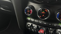 2024 (24) MINI HATCHBACK 1.5 Cooper Exclusive 5dr 4667577