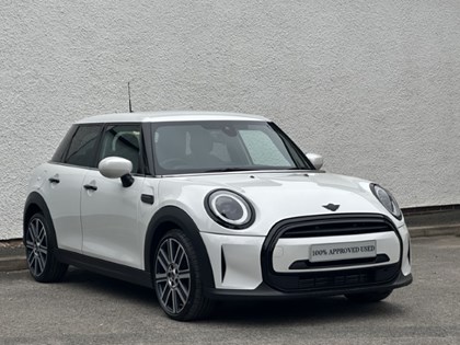 2024 (24) MINI HATCHBACK 1.5 Cooper Exclusive 5dr