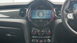 2024 (24) MINI HATCHBACK 1.5 Cooper Exclusive 5dr 4667570