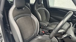 2023 (23) MINI HATCHBACK 1.5 Cooper Sport 3dr Auto 4645199