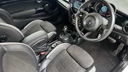2023 (23) MINI HATCHBACK 1.5 Cooper Sport 3dr Auto 4645230