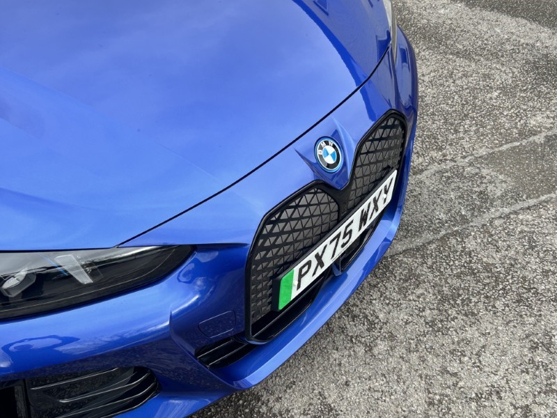 2025 (75) BMW I4 250kW eDrive40 M Sport 83.9kWh 5dr Auto [Pro Pack] 5045892