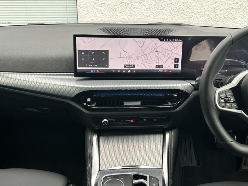 2025 (75) BMW I4 250kW eDrive40 M Sport 83.9kWh 5dr Auto [Pro Pack] 5045879