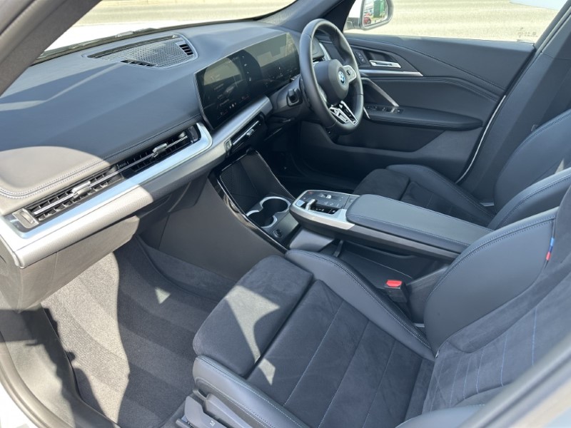 2025 (75) BMW iX1 150kW eDrive20 M Sport 65kWh 5dr Auto 5240045