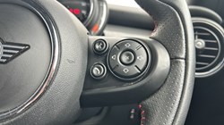 2020 (69) MINI HATCHBACK 1.5 Cooper Sport II 3dr 4694782