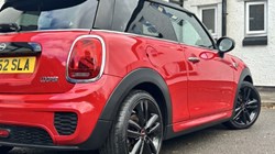 2020 (69) MINI HATCHBACK 1.5 Cooper Sport II 3dr 4694759