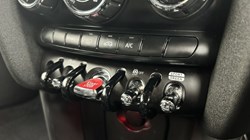 2020 (69) MINI HATCHBACK 1.5 Cooper Sport II 3dr 4694776