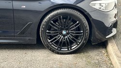 2019 (19) BMW 5 SERIES 520d xDrive M Sport 5dr Auto 4700150