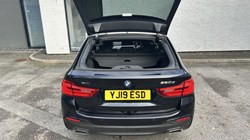 2019 (19) BMW 5 SERIES 520d xDrive M Sport 5dr Auto 4700146