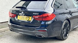 2019 (19) BMW 5 SERIES 520d xDrive M Sport 5dr Auto 4700178
