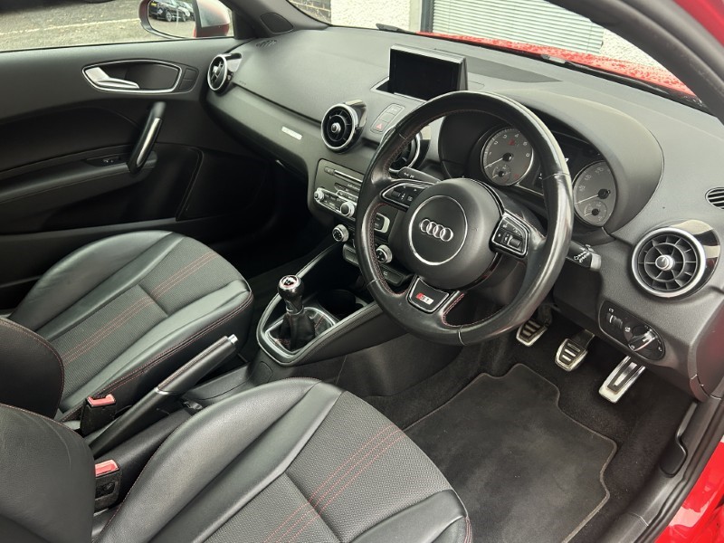 2016 (16) AUDI A1 S1 TFSI Quattro 3dr 4755572