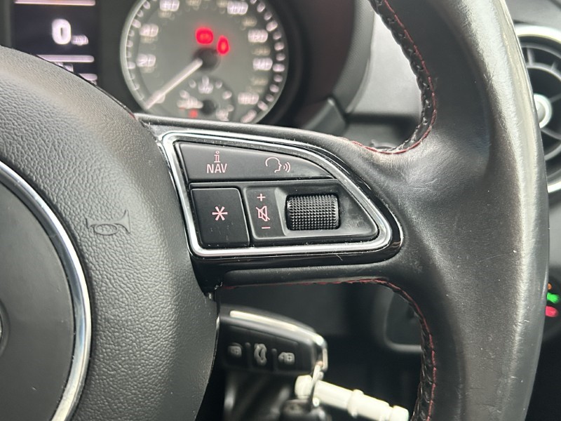 2016 (16) AUDI A1 S1 TFSI Quattro 3dr 4755589