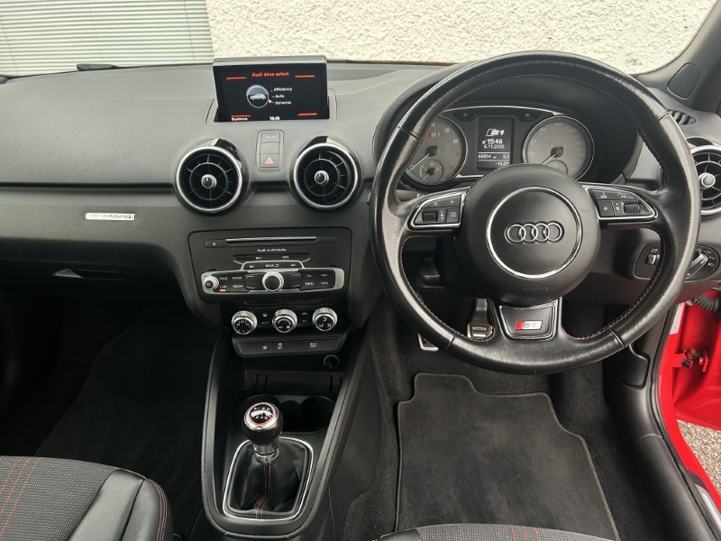 2016 (16) AUDI A1 S1 TFSI Quattro 3dr 4755579