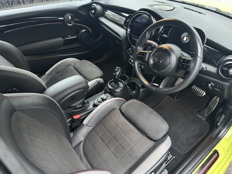 2022 (72) MINI HATCHBACK 2.0 John Cooper Works 3dr Auto 4745531