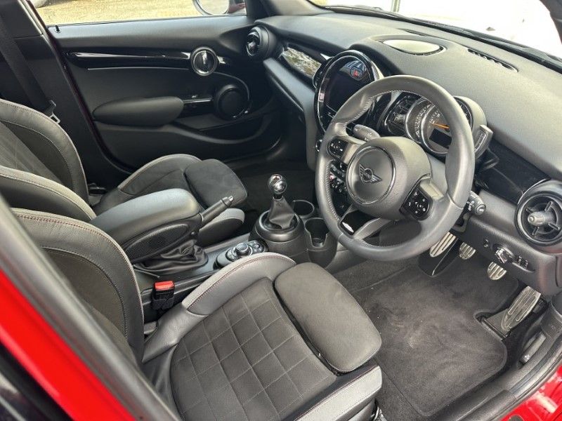 2022 (22) MINI HATCHBACK 1.5 Cooper Sport 5dr 4757907