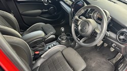 2022 (22) MINI HATCHBACK 1.5 Cooper Sport 5dr 4757907