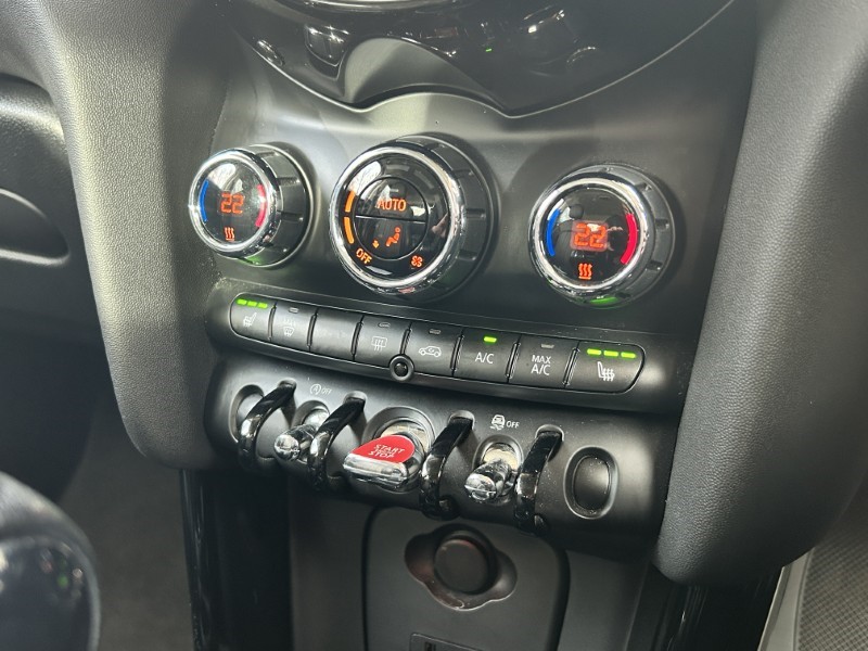 2019 (19) MINI HATCHBACK 1.5 Cooper Exclusive II 5dr 4764055