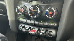 2019 (19) MINI HATCHBACK 1.5 Cooper Exclusive II 5dr 4764055