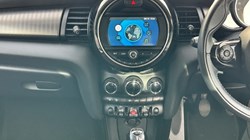 2019 (19) MINI HATCHBACK 1.5 Cooper Exclusive II 5dr 4764052