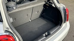 2019 (19) MINI HATCHBACK 1.5 Cooper Exclusive II 5dr 4764043