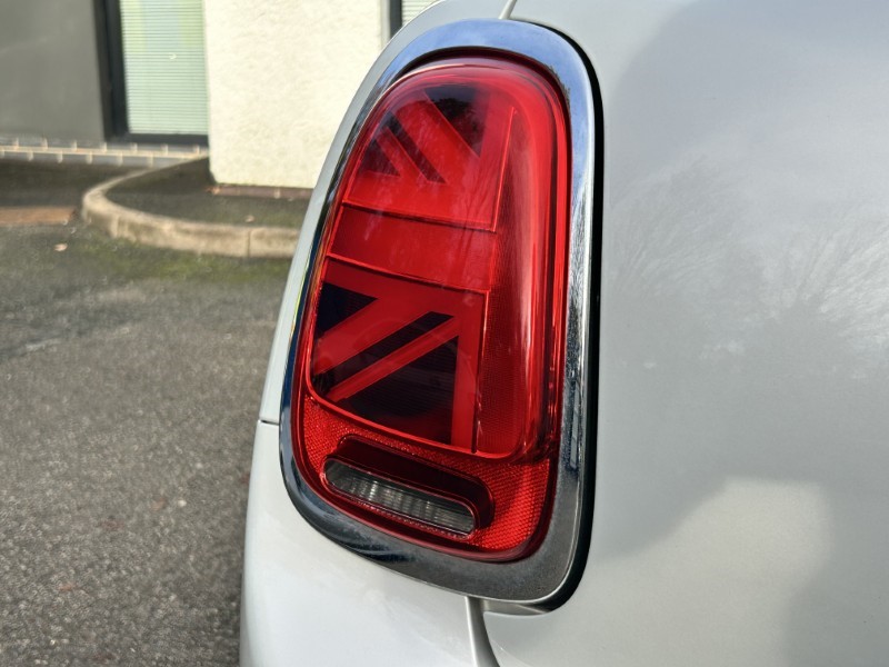 2019 (19) MINI HATCHBACK 1.5 Cooper Exclusive II 5dr 4764041